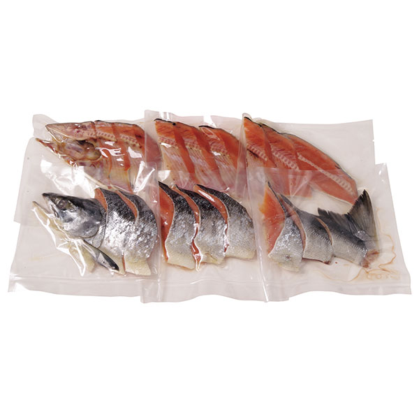 北海道産　新巻鮭姿切身（１．４ｋｇ）　